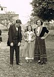 Abb 78 . "Robinson soll nicht Sterben", Aufführung der Theatergruppe der Oberschule Langenburg 1950 (Bild ??)