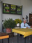 41 Der Vorsitzende des Vereins der "Freunde Weihenstephaner Gärten" OB Thalhammer, eröffnet die Jahreshaptversammlung